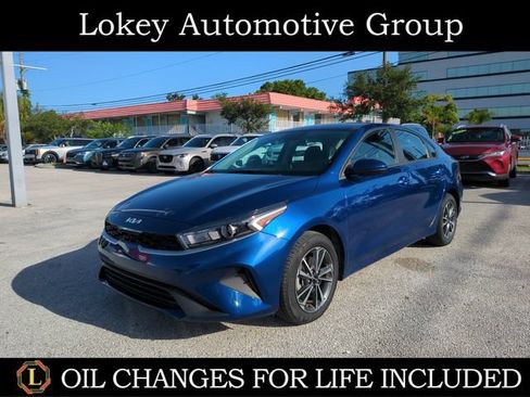 Certified 2024 Kia Forte LXS FWD image 1