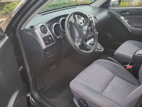 Used 2004 Toyota Matrix XR w/ Extra Value Pkg 2 FWD image 11