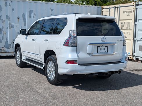 Used 2018 Lexus GX 460 Premium w/ Premium Package AWD/4WD image 6