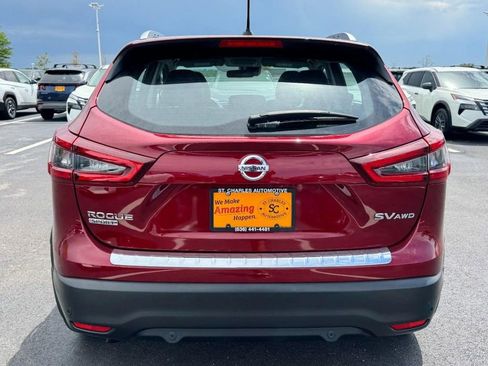 Used 2022 Nissan Rogue Sport SV w/ Technology Package AWD/4WD image 4