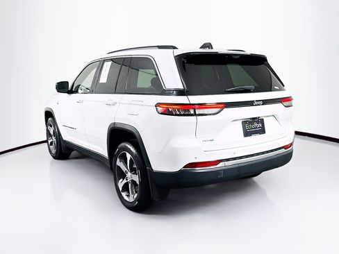 Used 2022 Jeep Grand Cherokee Limited 4xe w/ Luxury Tech Group II AWD/4WD image 5