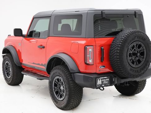 Used 2023 Ford Bronco Wildtrak AWD/4WD image 7