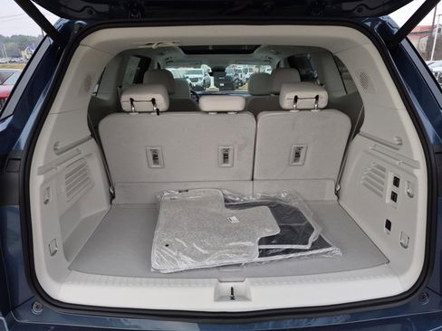 New 2026 Buick Enclave Avenir w/ Super Cruise Package image 7