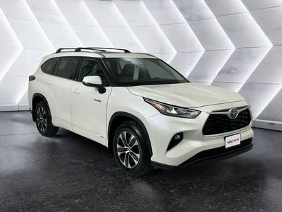 Used 2020 Toyota Highlander XLE