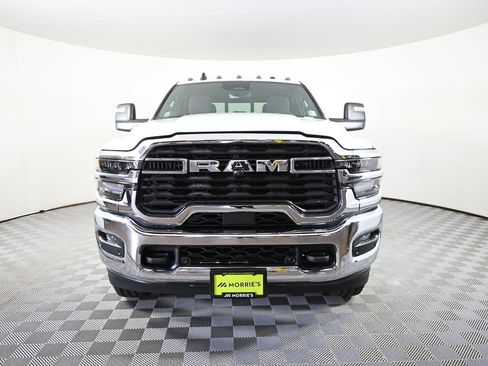 Used 2026 RAM 3500 Big Horn AWD/4WD image 11