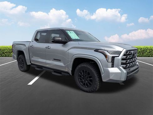 New 2026 Toyota Tundra SR5 w/ SR5 Premium Package AWD/4WD image 2