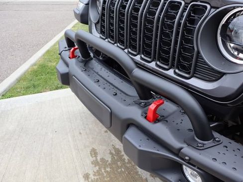 Used 2026 Jeep Wrangler Unlimited Rubicon w/ Xtreme 35 Tire Package AWD/4WD image 7