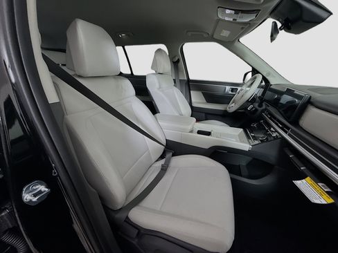 Used 2026 Hyundai Santa Fe SE image 29