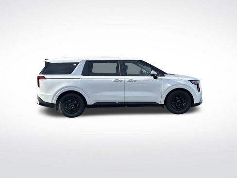 New 2026 Kia Carnival LXS image 6