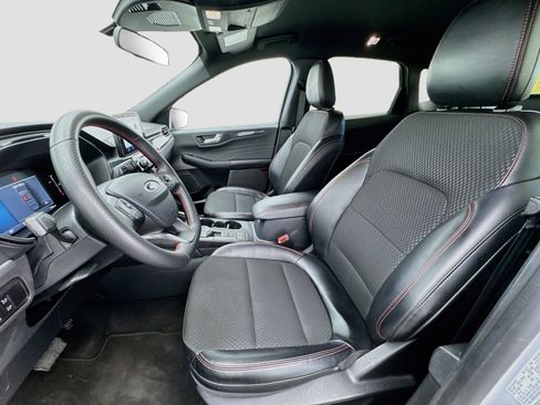 Used 2025 Ford Escape ST-Line FWD image 13