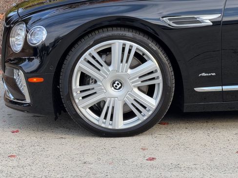 New 2026 Bentley Flying Spur Azure image 6