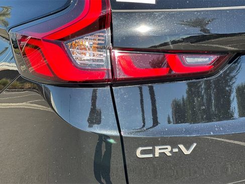 Certified 2025 Honda CR-V LX image 30