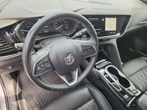Used 2022 Buick Envision Avenir w/ Technology Package II FWD image 10