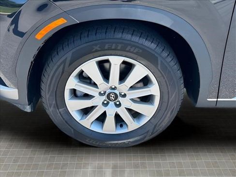 Used 2023 Hyundai Palisade SE w/ Cargo Package FWD image 16