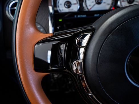 Used 2018 Rolls-Royce Wraith image 43