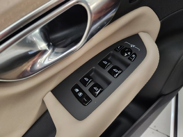 New 2026 Volvo XC90 T8 Plus w/ Protection Package Premier AWD/4WD image 23