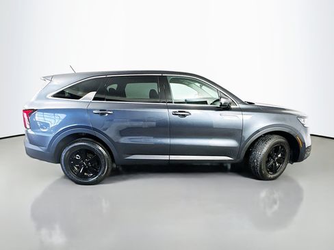 Used 2023 Kia Sorento LX AWD/4WD image 8