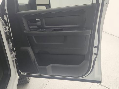 Used 2024 RAM 3500 Tradesman w/ Chrome Appearance Group image 54