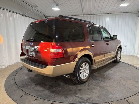 Used 2011 Ford Expedition XLT w/ 201A Rapid Spec Order Code image 9