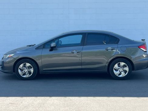 Used 2013 Honda Civic LX image 6