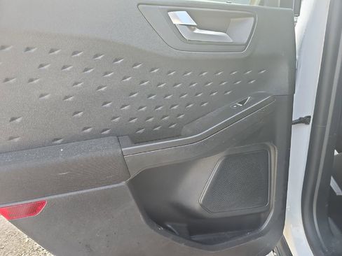 Used 2020 Ford Escape SE image 20