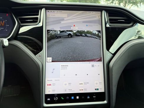 Used 2018 Tesla Model S 100D AWD/4WD image 28