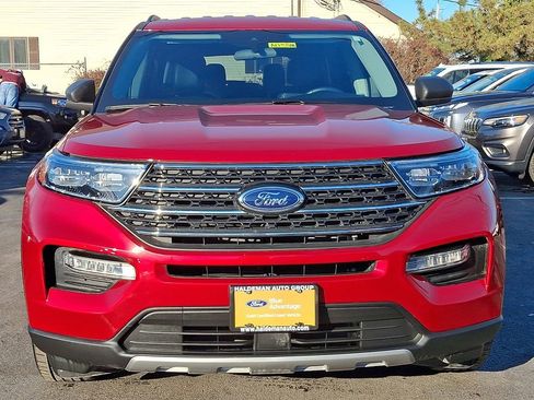 Used 2023 Ford Explorer XLT w/ Equipment Group 202A image 2
