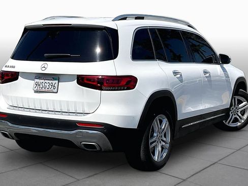 Used 2023 Mercedes-Benz GLB 250 image 12