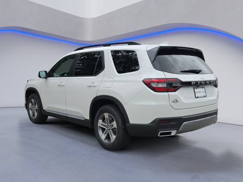 New 2026 Honda Pilot EX-L image 3