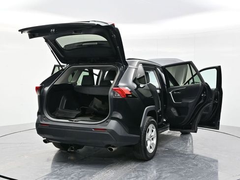 Used 2020 Toyota RAV4 XLE image 55