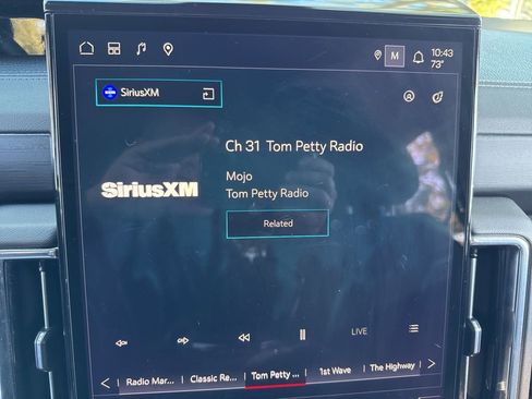 Used 2025 GMC Yukon Denali image 33