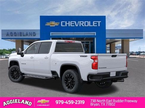 New 2026 Chevrolet Silverado 2500 LT image 3