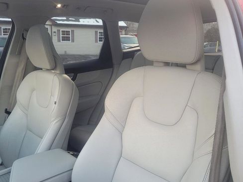 Used 2018 Volvo XC60 T5 Inscription AWD/4WD image 12