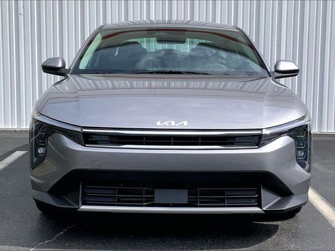 Used 2025 Kia K4 EX FWD image 3