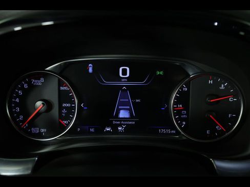 Used 2023 Chevrolet Traverse Premier image 27