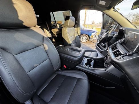 Used 2023 Chevrolet Tahoe LT w/ Luxury Package image 13