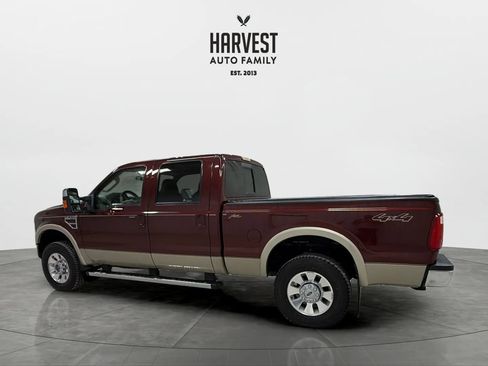Used 2010 Ford F250 Lariat image 3