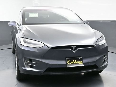 Used 2021 Tesla Model X Long Range image 3