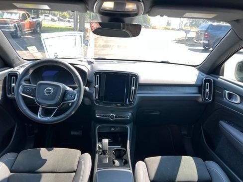 Used 2023 Volvo C40 P8 Recharge Ultimate AWD/4WD image 16