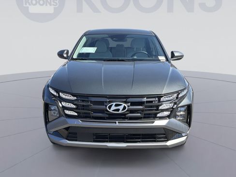 New 2026 Hyundai Tucson Blue SE image 11