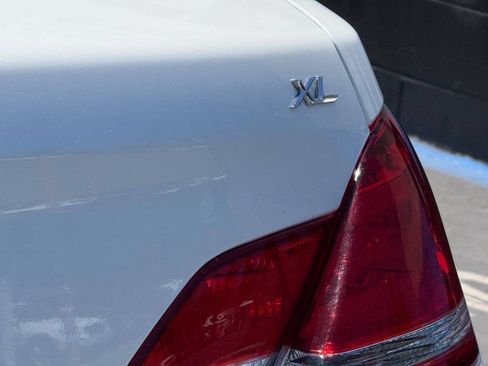 Used 2007 Toyota Avalon XL FWD image 25
