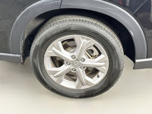 Certified 2024 Honda HR-V LX image 9