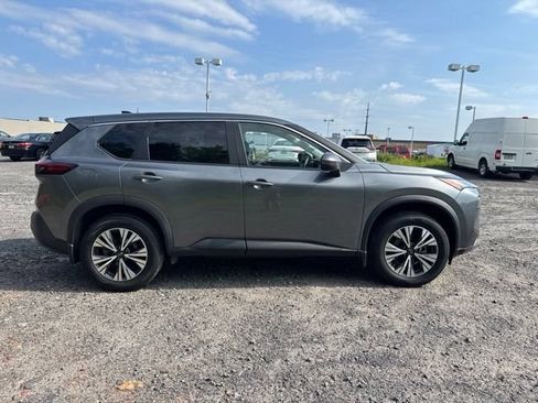 Certified 2023 Nissan Rogue SV AWD/4WD image 4