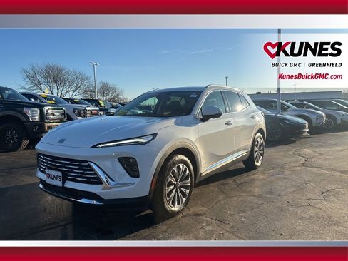 Used 2024 Buick Envision Preferred image 10