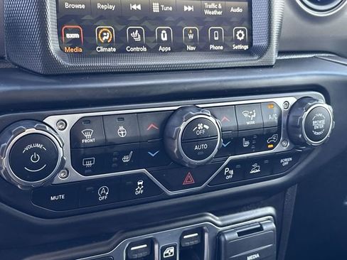 Used 2021 Jeep Wrangler Unlimited Sport image 26