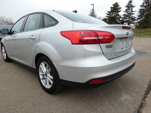 Used 2018 Ford Focus SE image 6