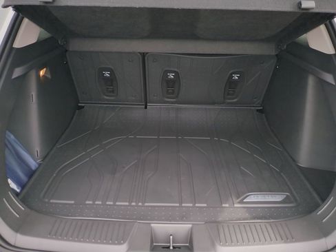 New 2025 Chevrolet Trax LT w/ Driver Confidence Package image 24