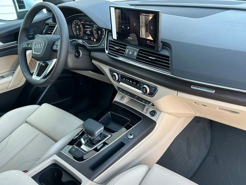 Used 2025 Audi Q5 2.0T Premium Plus w/ Premium Plus Package image 48