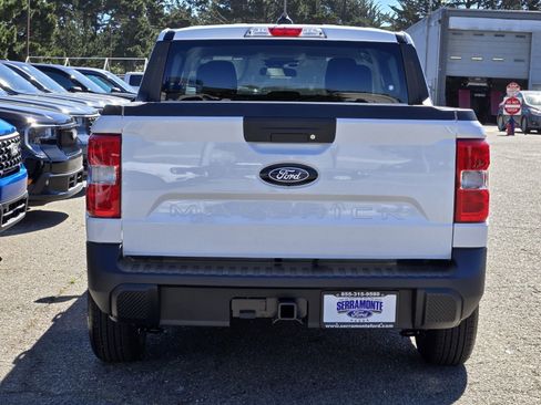 New 2026 Ford Maverick XL image 5