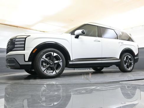 Used 2026 Hyundai Palisade Limited AWD/4WD image 40